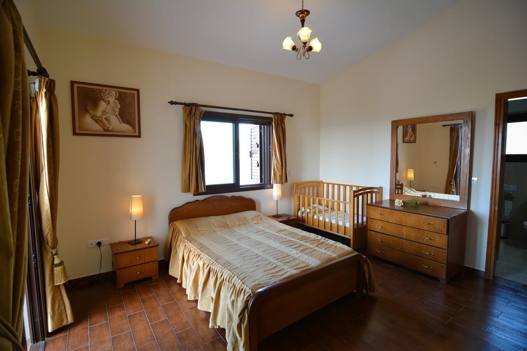 Kalli Villa Pomos Room photo